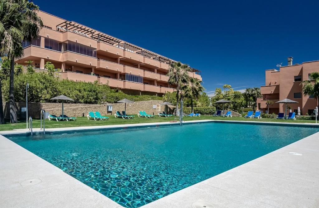 Rock Bay Apartment With Wonderful Sea View And 5 Minutes From The Beach Manilva Zewnętrze zdjęcie